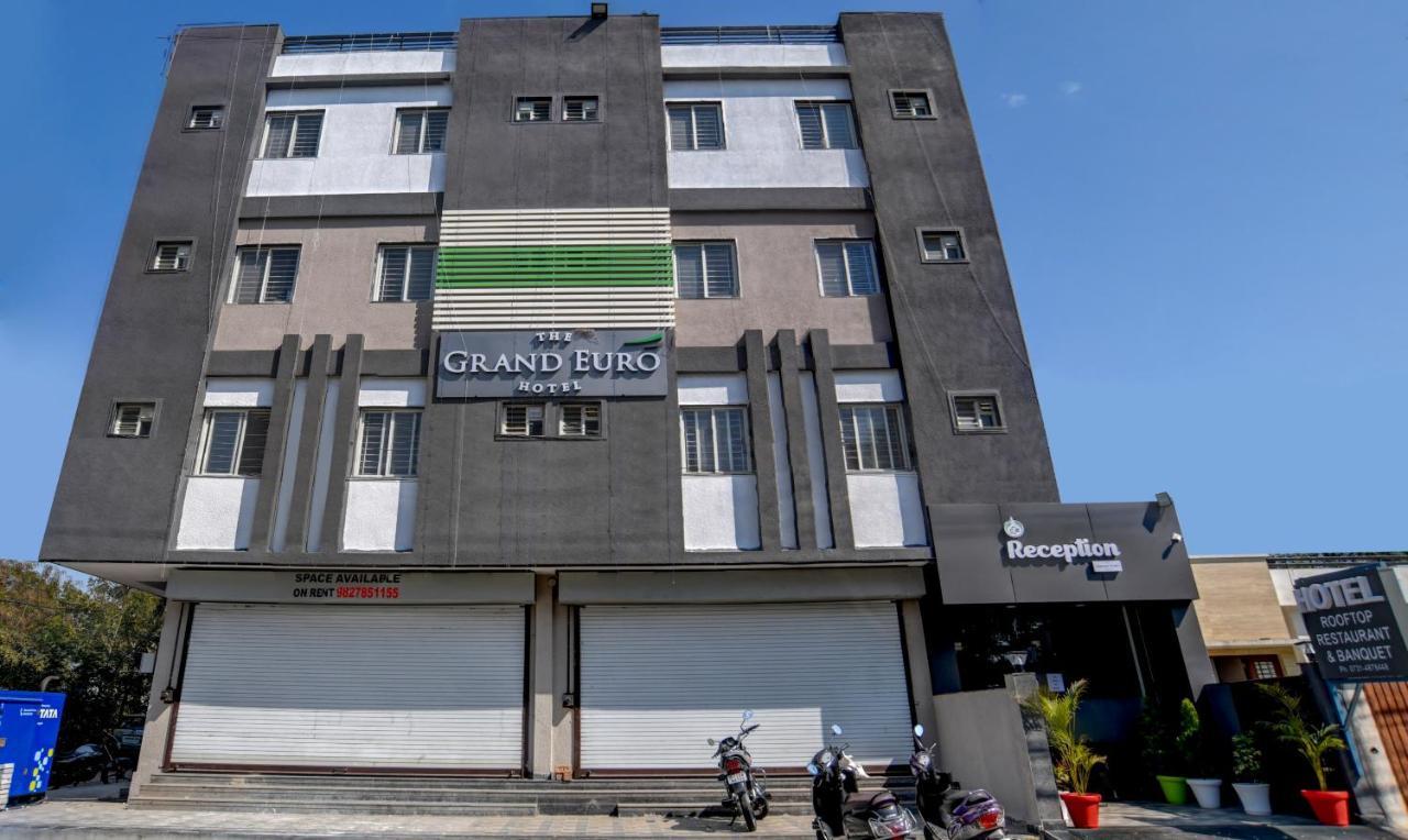 Treebo Grand Euro Pipliyahana Square Indaur Exteriér fotografie