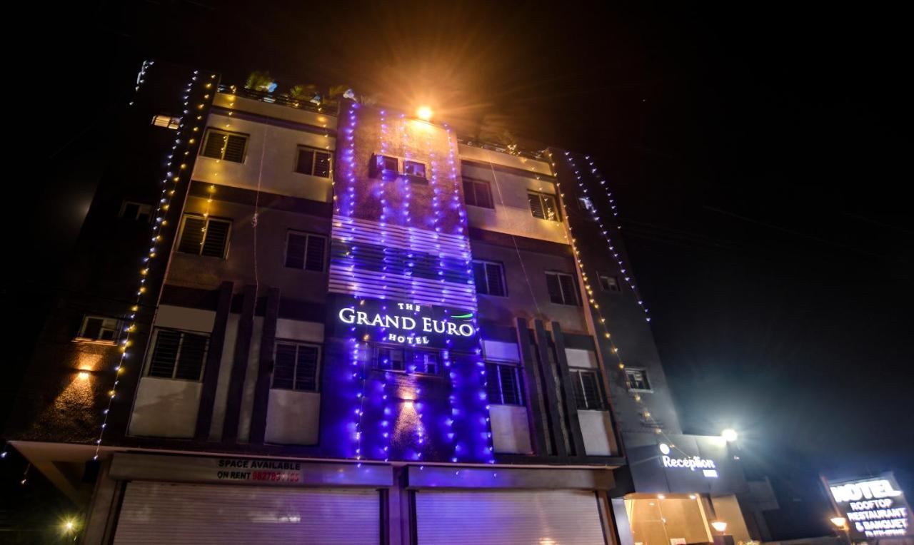 Treebo Grand Euro Pipliyahana Square Indaur Exteriér fotografie